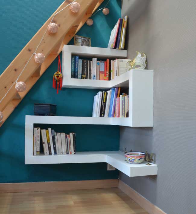 photo-under-stair-shelves