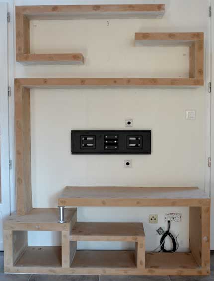 diy-modern-tv-stand-8