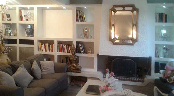 amenagement-sejour-bibliotheque-cheminee